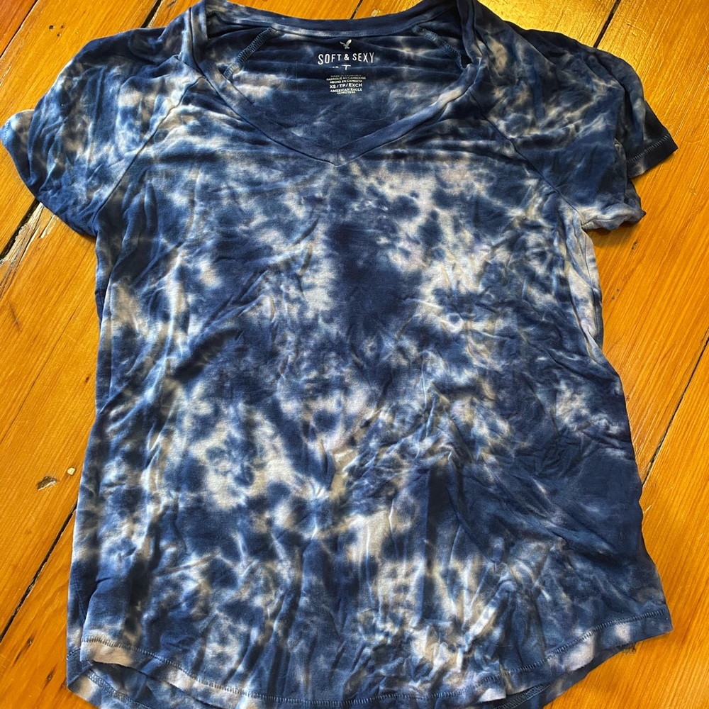 American eagle soft and sexy tie dye t shirt